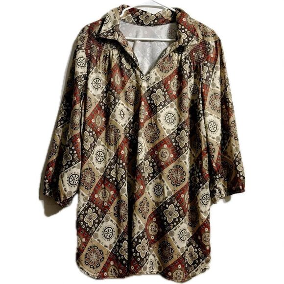 Geometric Patterned Tunic Top - Picture 1 of 3